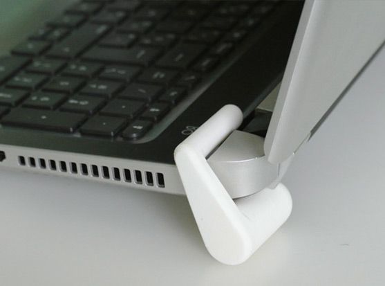 Supporto anti-surriscaldamento per la stampa 3D dei laptop